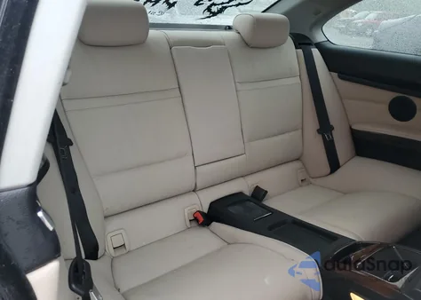 2011 BMW 328 Xi из США, поврежденный, VIN WBAKF3C53BE567354